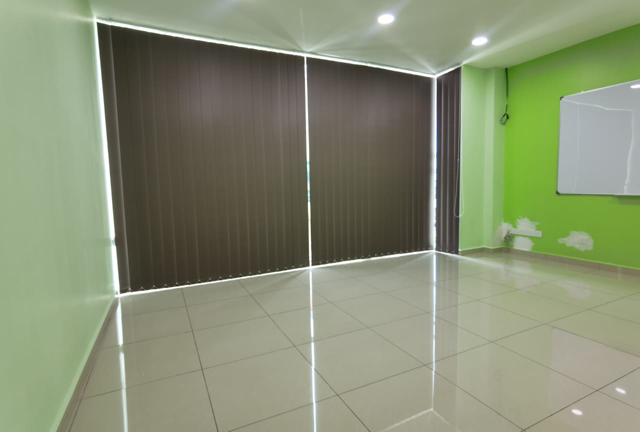VERTICAL BLINDS